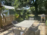 Bottlebrush on Bowen - the perfect location in Ocean Springs. Walk to downtown! Hotels in 