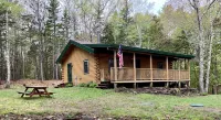 Island log home in Maine with ocean views Hotels in Islesboro