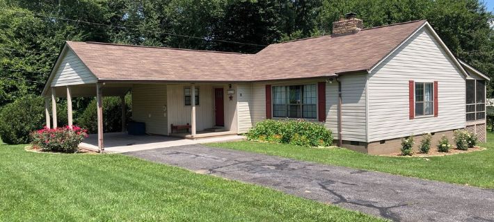 Tallulah House - A remodeled home place now available for short time rental. Hotels in Graham County