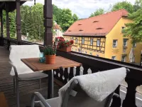 Schweizerhaus - Apartment 6 - Studio für 2 Personen mit Balkon