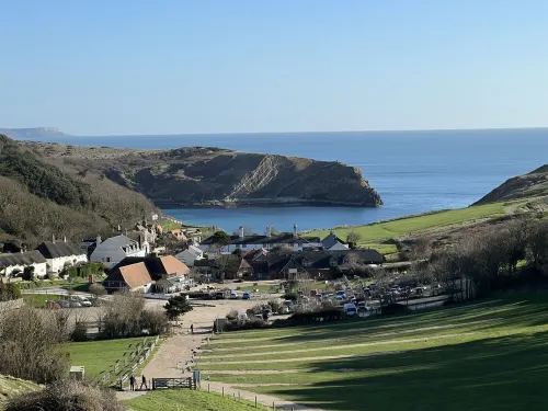 Comfy 2 bed house at Wareham train station; the ‘Gateway to the Purbecks’