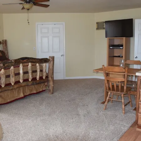 Quiet 5 STAR ESCAPE-Death Valley-Prairie Fire-Spring Mountain