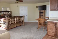 Quiet 5 STAR ESCAPE-Death Valley-Prairie Fire-Spring Mountain Hotels in Pahrump