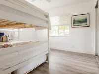 LOVELY HOUSE IN THE HEART OF HALLANDALE BEACH Hotels in Hallandale Beach