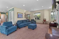 Peaceful Country Retreat 20 acres Private Pond