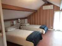 La Petite Maison de Niré Maison Indépendante Avec Terrasse et Cour Privée Hotel a Loudun