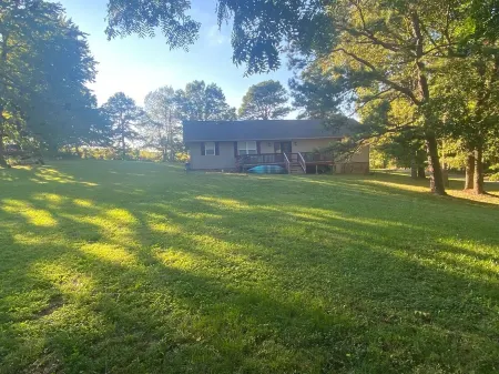 Spacious 4 Bedroom Home near Buffalo River and Scenic Hwy 7 Motorcycle Route