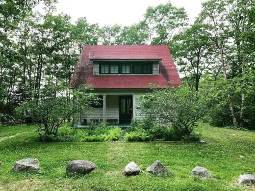 Rustic Chic Maine Cabin