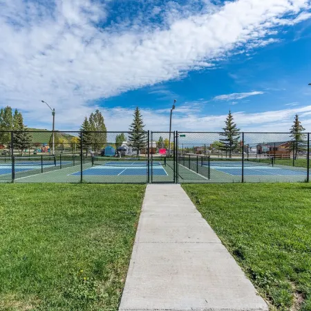 Ultimate Family Getaway – Air Hockey • Ping-Pong • Bikes • Bear Lake Fun!