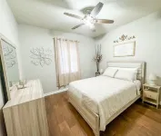 Spacious 4-bedroom house in charming Pflugerville/Round Rock with WiFi, AC