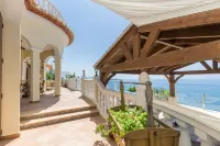 Villa Casa Tomise with private swimming pool and fantastic views