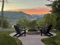 Luxury Mountain Home Retreat • Dog Spa + Hot Tub Near Wolf Laurel Hotel a 7 Ebbs Chapel