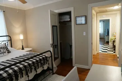 Riversides Relaxing Retreat Hotels near Cummer Museum of Art & Gardens