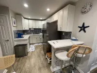 Condo in Wildwood 2Blocks from the Beach/Boardwalk & Convention Center!