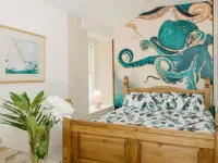 Traditional Fisherman's Cottage with 3 bedrooms Hotels in Mousehole