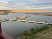 Harlan County Lake Retreat