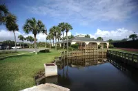 OCEAN VIEW Villa. Steps to the Beach! Pool, Hot Tub, SPECIAL OFF-SEASON RATES!