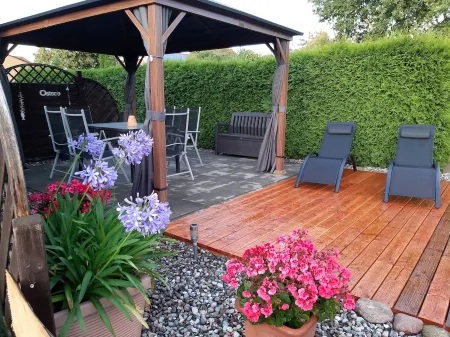 Vacation apartment 100sqm <br>Living <br>3 double beds Bedroom<br>Kitchen<br>Bathroom