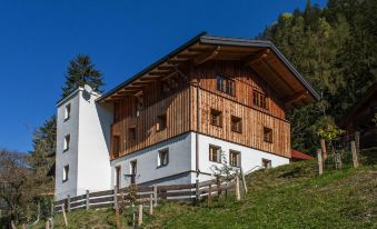 Farmhouse in Tobadill with Mountain Views