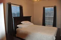 Large River Home with private pool, basketball court, private, pool table
