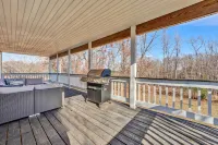 Kyle's Place is a relaxing retreat in close proximity to Smith Mountain Lake.
