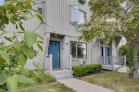 Traverse city condo/golfing/beaches/wineries/hiking
