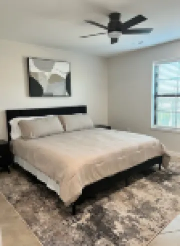 Cozy cabin SLEEPS 15 on Lake Tenkiller!