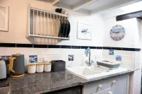 Entire Harbourside Lodge and Courtyard, just a few feet from Mevagissey Harbour