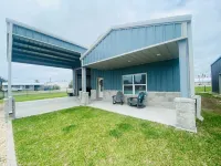 P.O.C TASTEFUL BARNDO- BRING BOAT AND FAMILY!! PERFECT LOCATION!
