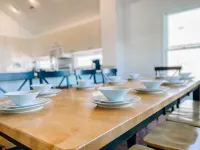 5 Star-2 Min Walk to the Beach-Ocean View-Heated Pool-Hottub-Modern