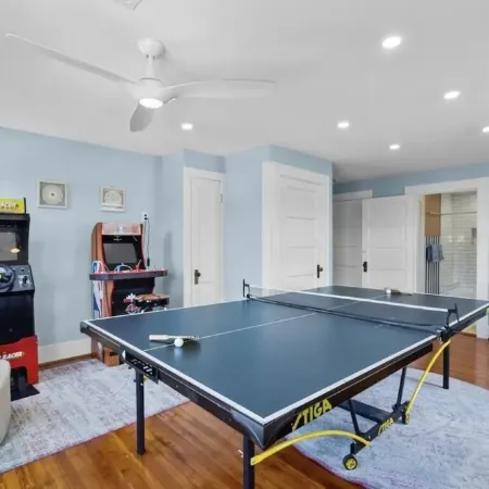 GalvestonHome • Sleeps12 • Minutes to Strand & Seawall • Heated Pool • Putt-Putt