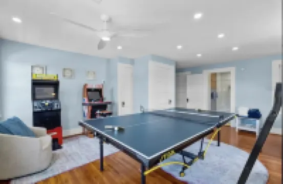 GalvestonHome • Sleeps12 • Minutes to Strand & Seawall • Heated Pool • Putt-Putt