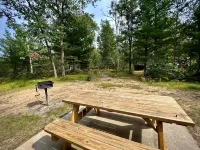 Recently Constructed, Little O Cabin Close to Baldwin-Wolf Lake