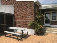 Rural Home, Hot Tub, Campfire, Hardwood Floors Hotels in Jefferson County