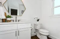Luxury East Hill Apt. Near Downtown Pensacola