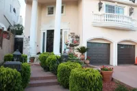 Entire 2nd Flr-Santa Monica Luxury Roman Villa Suite