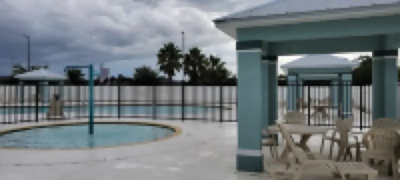 Home Paradise, Cozy guest suite in Ruskin POOLS HIGH SPEED WIFI BEACH MINUTES!!!