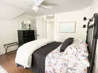 Downtown Elkhart Lake—Modern Cottage—Upper Condo Available for Off Season Rental