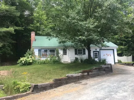 Hideaway Cottages, Cottage B