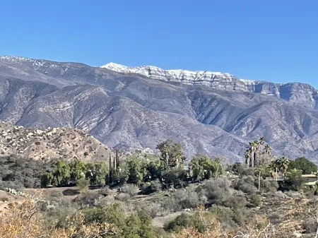 Peaceful 5 bedroom home with stunning views