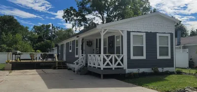 Harmony House Hotels near Huston Park