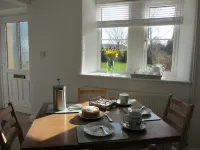 Characterful , pet friendly cottage ,sleeps 4 ,stunning views ,village location.