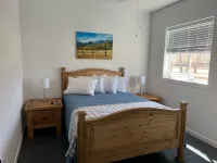 Mountain Oasis Cottage in town