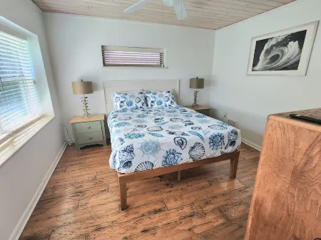 Beach House with Ocean View, Heated Pool, and Rooftop Deck! Dog-friendly! Отели рядом с достопримечательностью «Debrilcha Gallery»