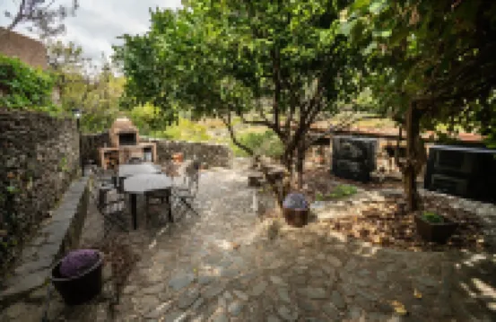 Self catering El Mirador de Robledillo for 3 people Hotels in Sierra de Gata