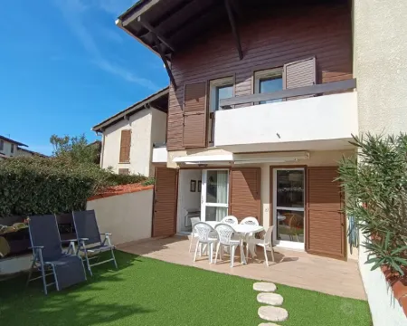 Villa Patio sous la Dune, 150 m from the Beach, Swimming pool, WIFI....., Open views 塞尼奧斯酒店