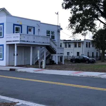 Hang up all your cares and woes and head to Southern Bell with Riverfront views!