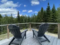 Downeast Retreat: Private Acreage, Contemporary Design & Easy Beach Access Hotels in Lamoine