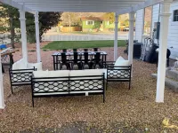 Cozy Cottage in Monroe. Newly remodeled with fun amenities including hot tub!