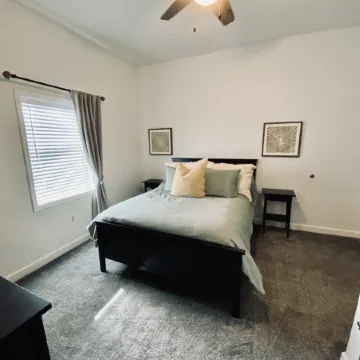 Lakeside Brand New Luxury Condo⚓️